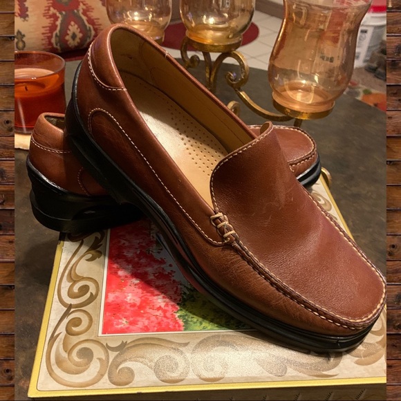 cole haan leather loafers
